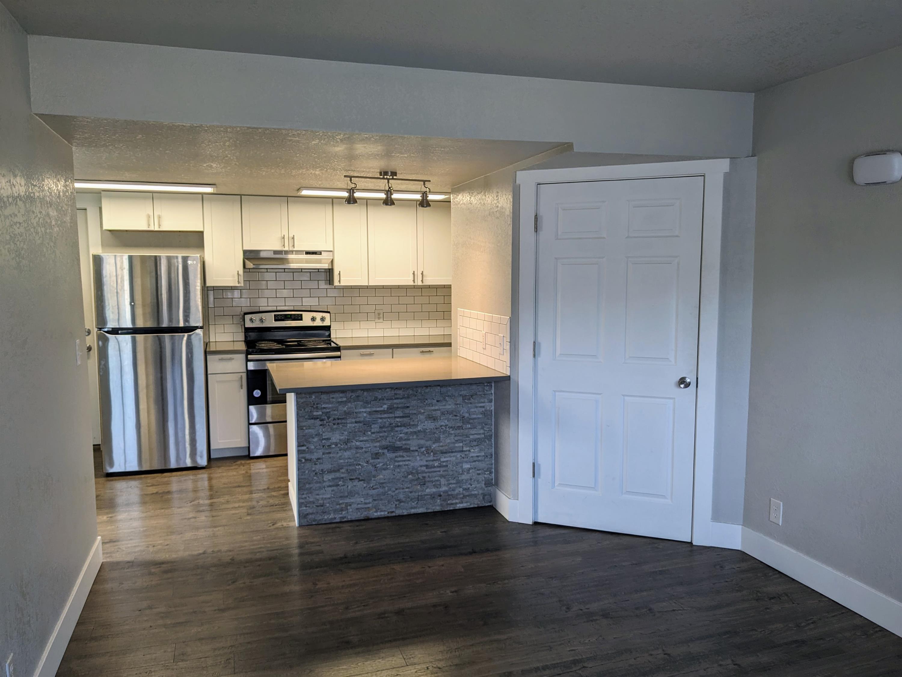 226 6th Street W #1 - 1